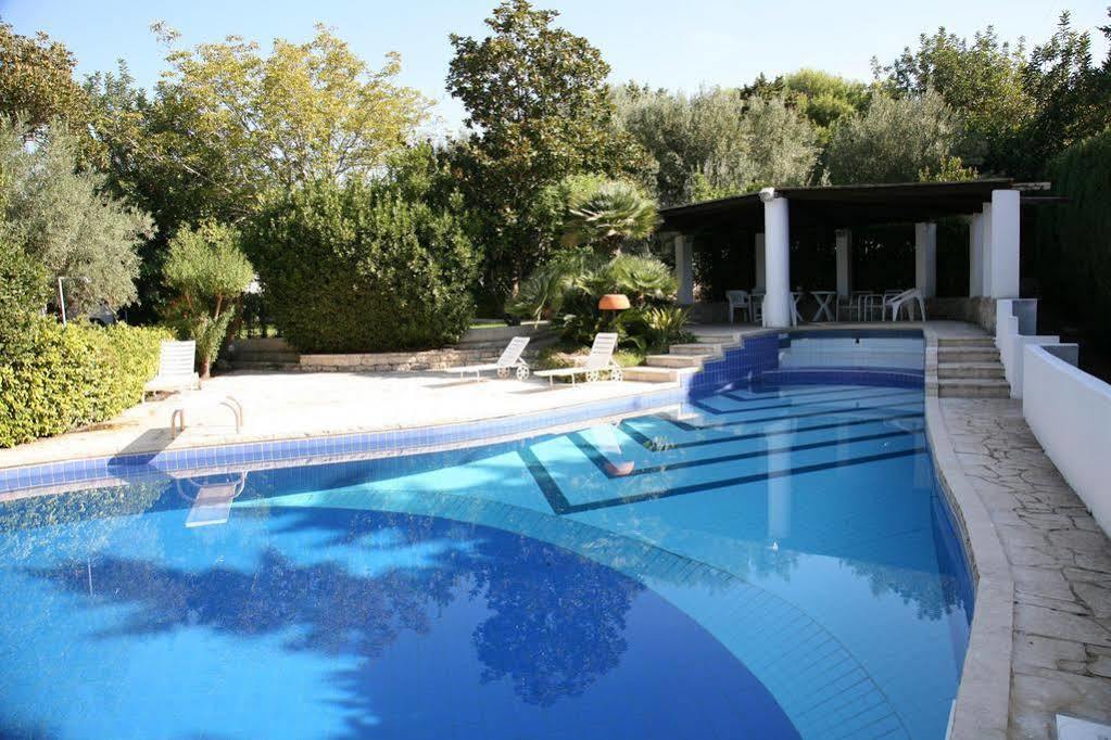 איספיקה Villa Aurea מראה חיצוני תמונה